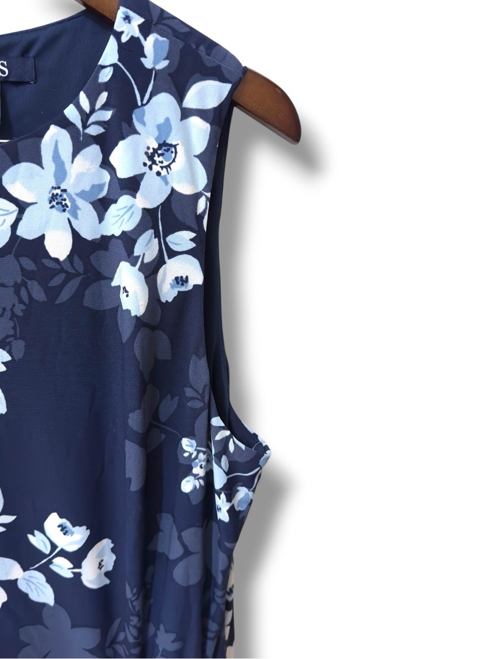 Chaps | NWOT Navy Floral Ruched Ruffle Sleeveless Twist-Detail Sheath Dress (XL) - Picture 6 of 14